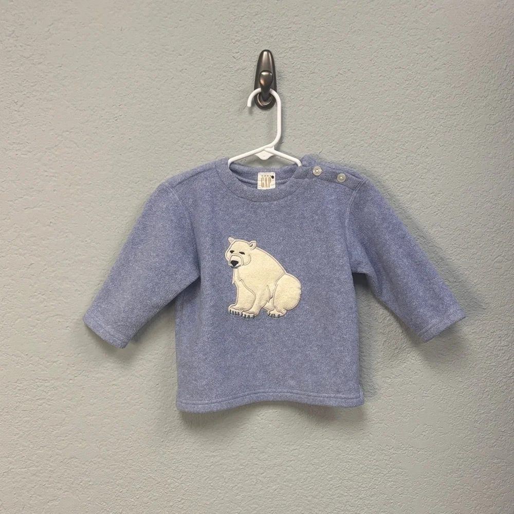 Baby GAP 12-18mo Light Blue Polar Bear Sweater in GUC- great item for bundling!